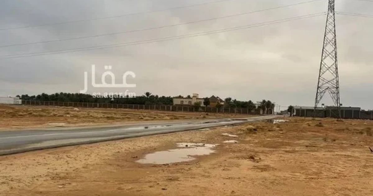 ارض سكنية 10800 متر - قابلة للفرز والتقسيم