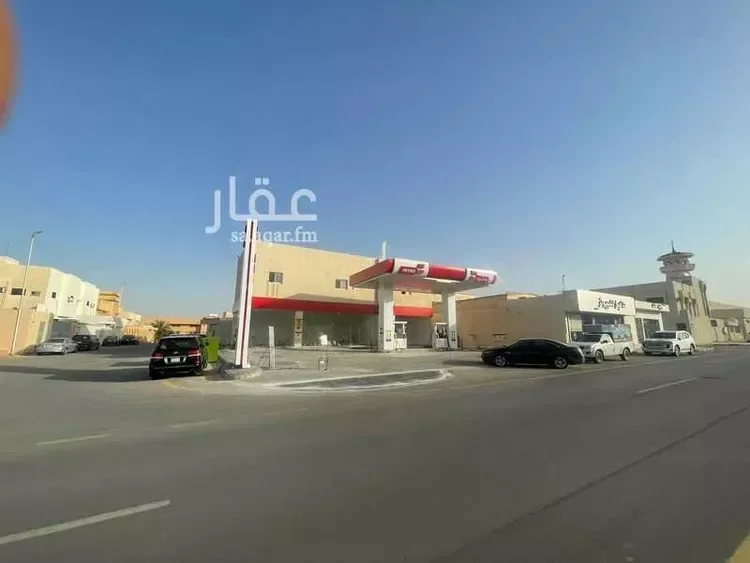 محطة للبيع شارع الثلاثين | فرصة إستثمارية نادرة عائد 7% - صورة 2 | نبض العصر للعقارات